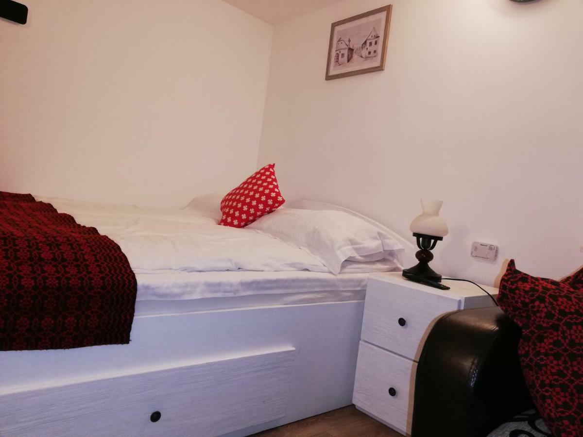 Republicii Rustic Apartament In Brasov City Center Exteriér fotografie